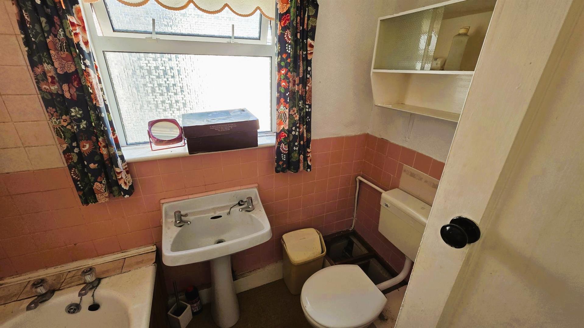 Elkington Road, Burry Port, SA16 0AD